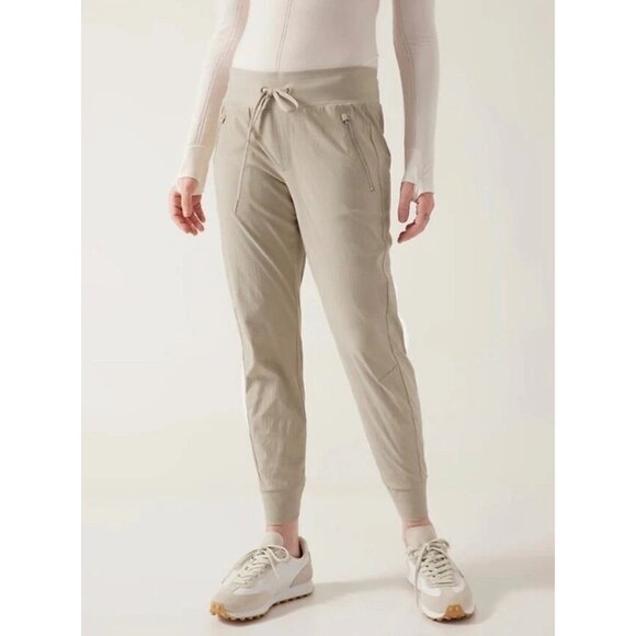 Athleta Trekkie North Jogger Pants Size 4 Beige Womens Casual Activewear - Picture 1 of 12